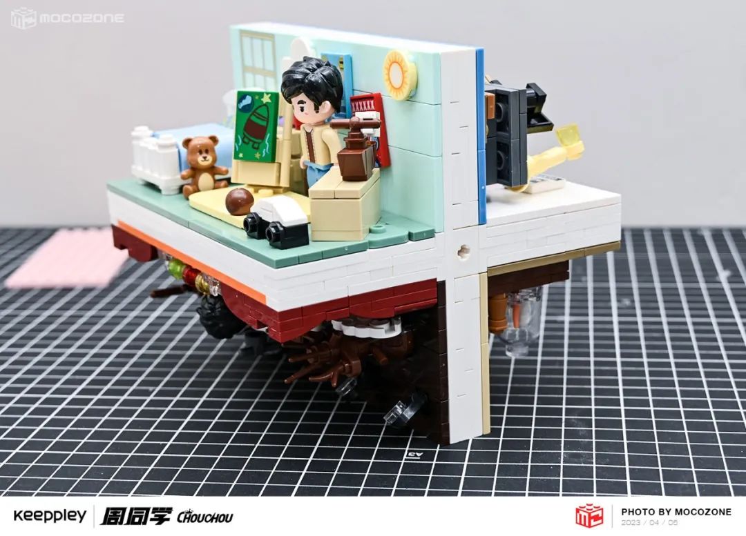 【积木测评】旋转的场景变换！周杰伦首款积木套装很有趣