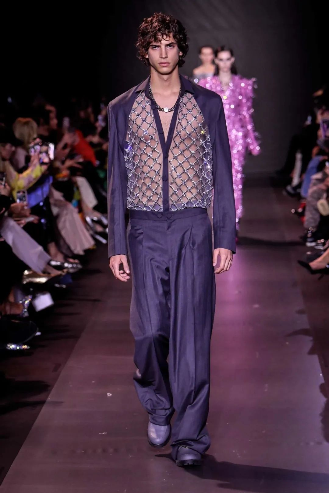 georgeshobeika2018时装秀完整版,georgeshobeika2018年的秀场