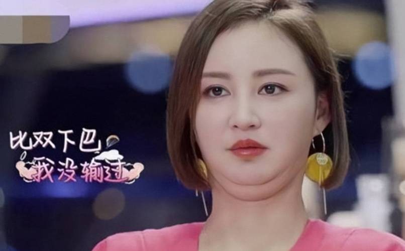 张歆艺瘦成纸片人,张歆艺瘦到脱相变纸片人