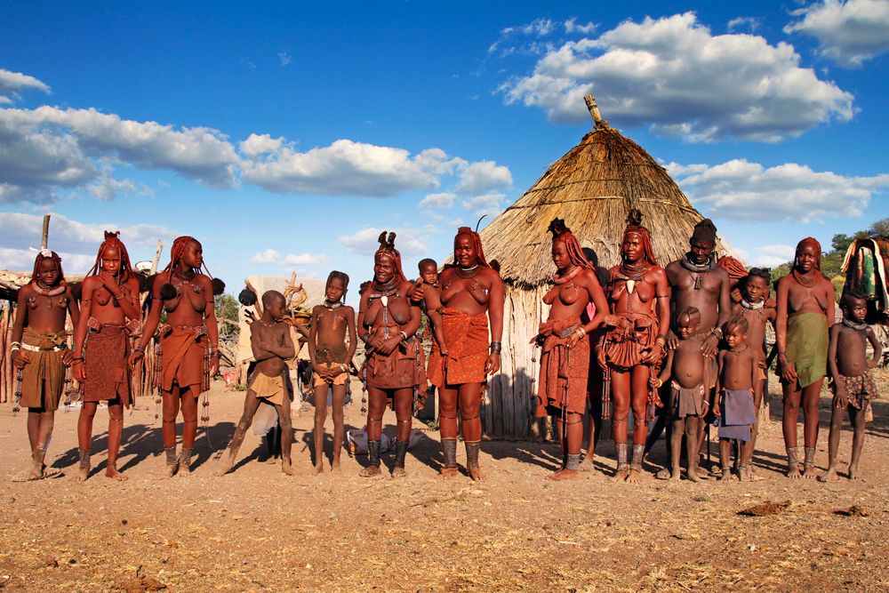 男人必须娶4个老婆的国家,哪个国家男人必须娶两个以上老婆