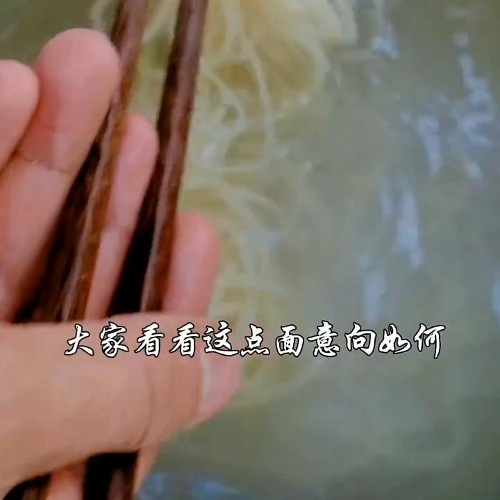 尝一口就忘不掉的销魂鱼头美食,鸡鸭尝一口就忘不掉的特色美食