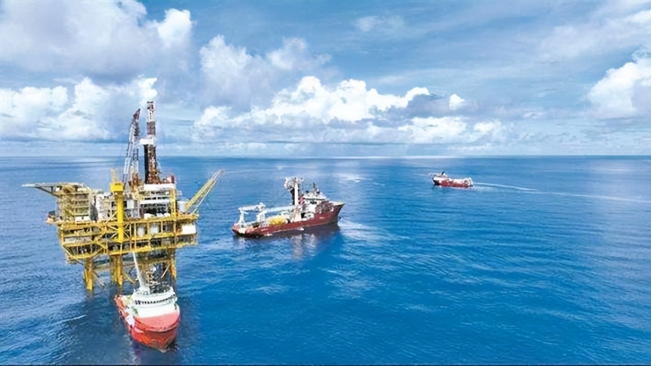 中国南海油田开采情况,中国南海发现80亿吨油田