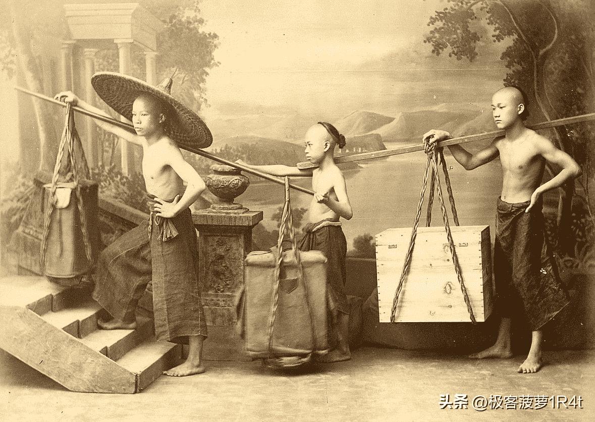 清末八大胡同女子,晚清青楼女子与客人合影