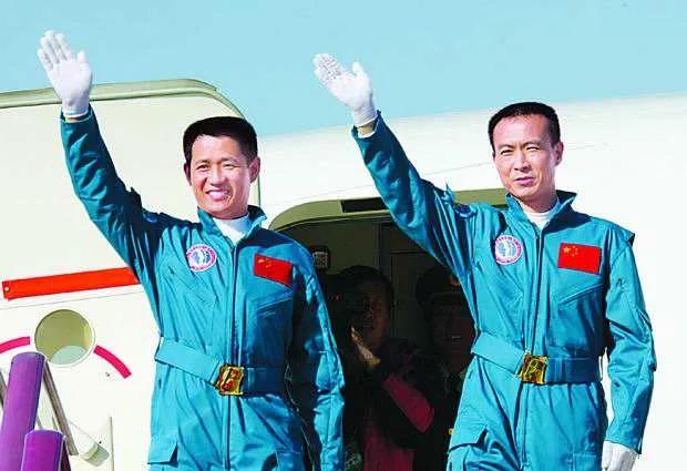 神舟航天员历次名单,历次神舟航天员出征多少天