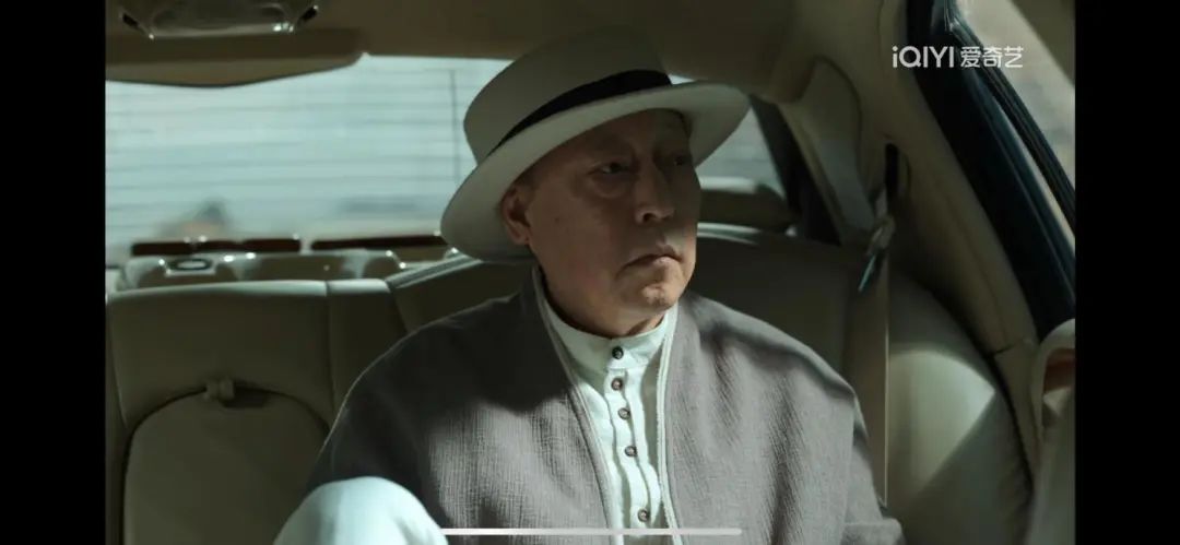 狂飙陈书婷霸气时刻,狂飙陈书婷开的车