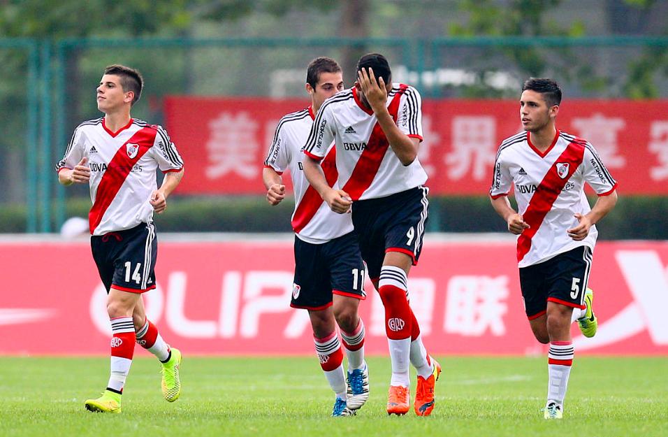 巴拉纳竞技vs帕尔梅拉斯解放者杯,解放者杯拉普拉达vs福塔雷萨