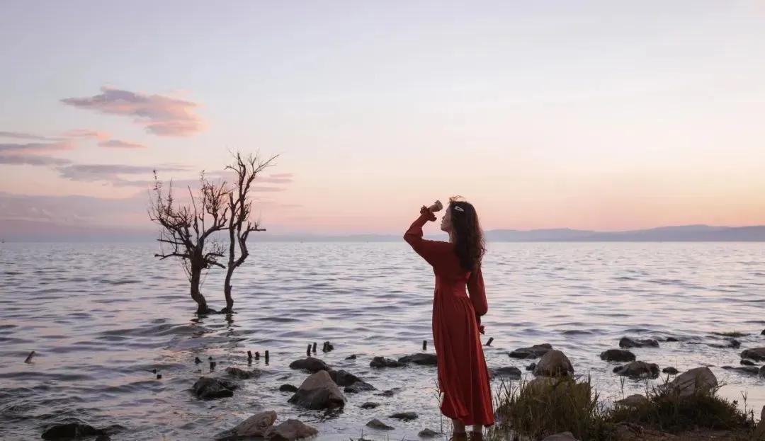 亲人生病公司不批假怎么办,家人生病公司不让请事假