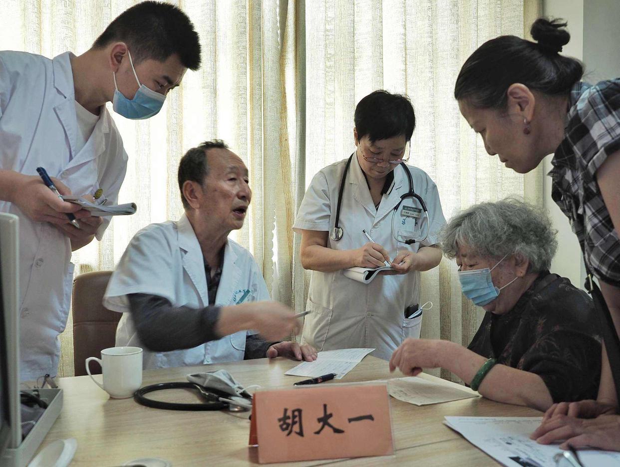 装心脏支架利大还是弊大,逐渐停止安装心脏支架