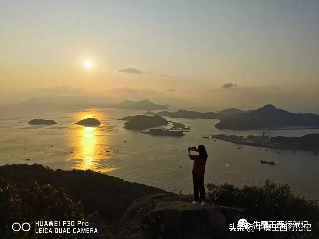 朝霞最美,最美朝霞歌曲