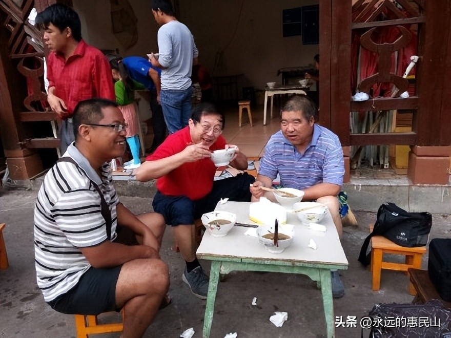 那一碗留存心底的米干（第一稿）作者大伙儿