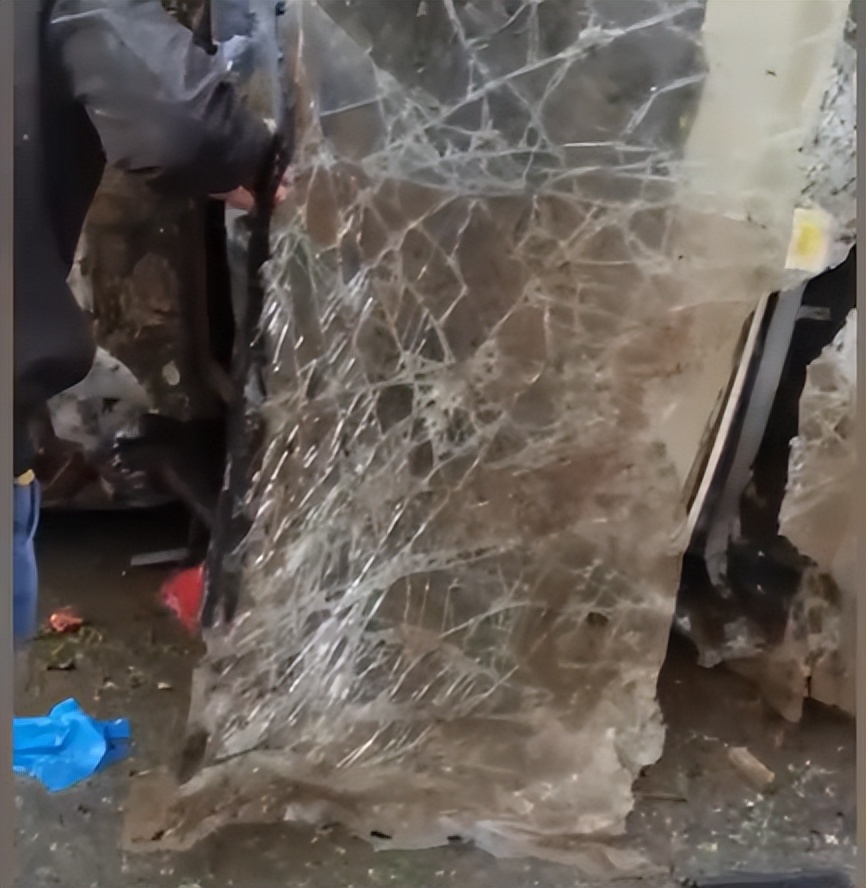 石柱高速车祸最新事件,重庆石柱车祸最新消息