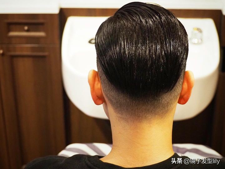 2019流行清爽男发,15款帅气男发精神时尚很百变