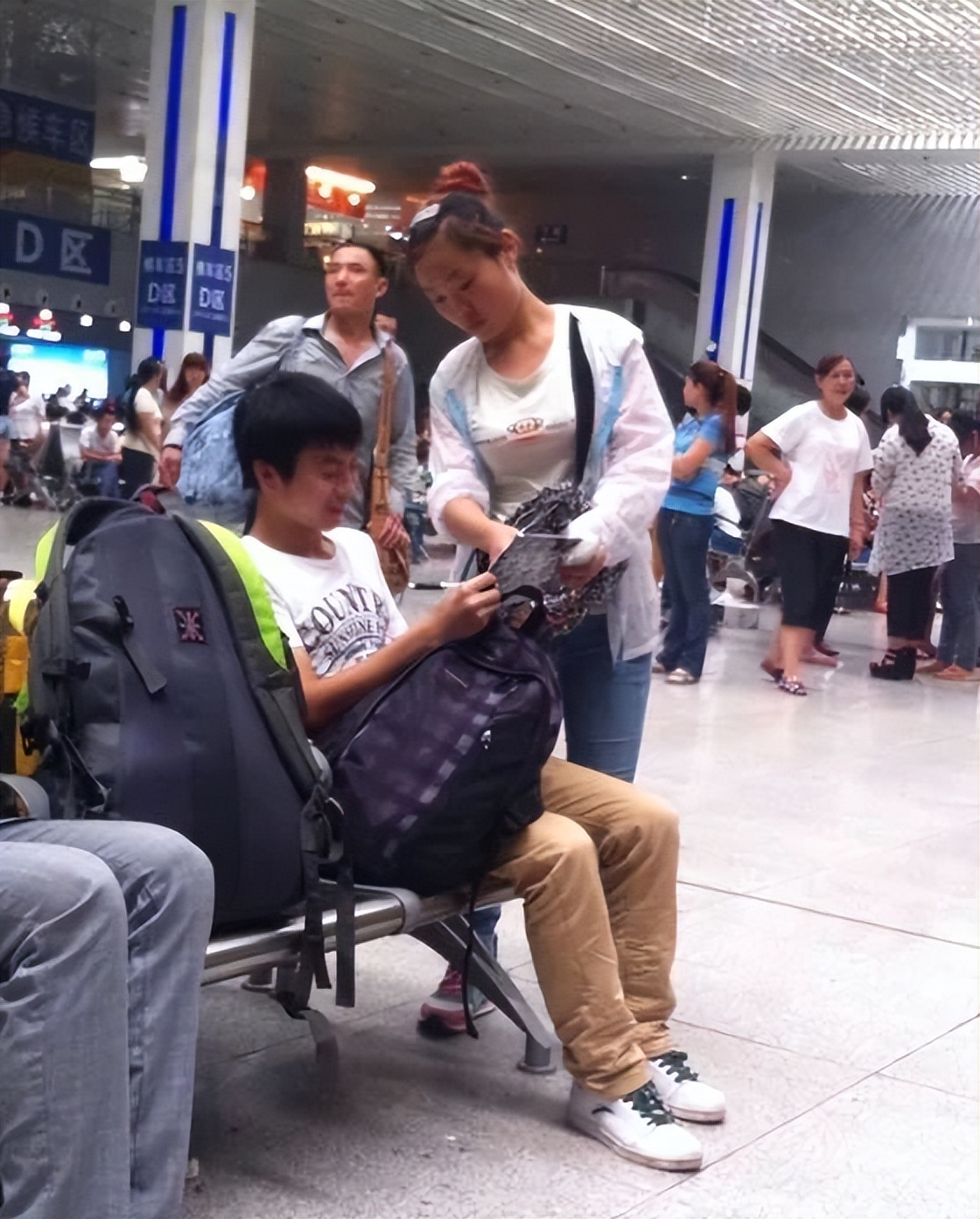 火车站骗子被抓,火车站都有哪些骗局