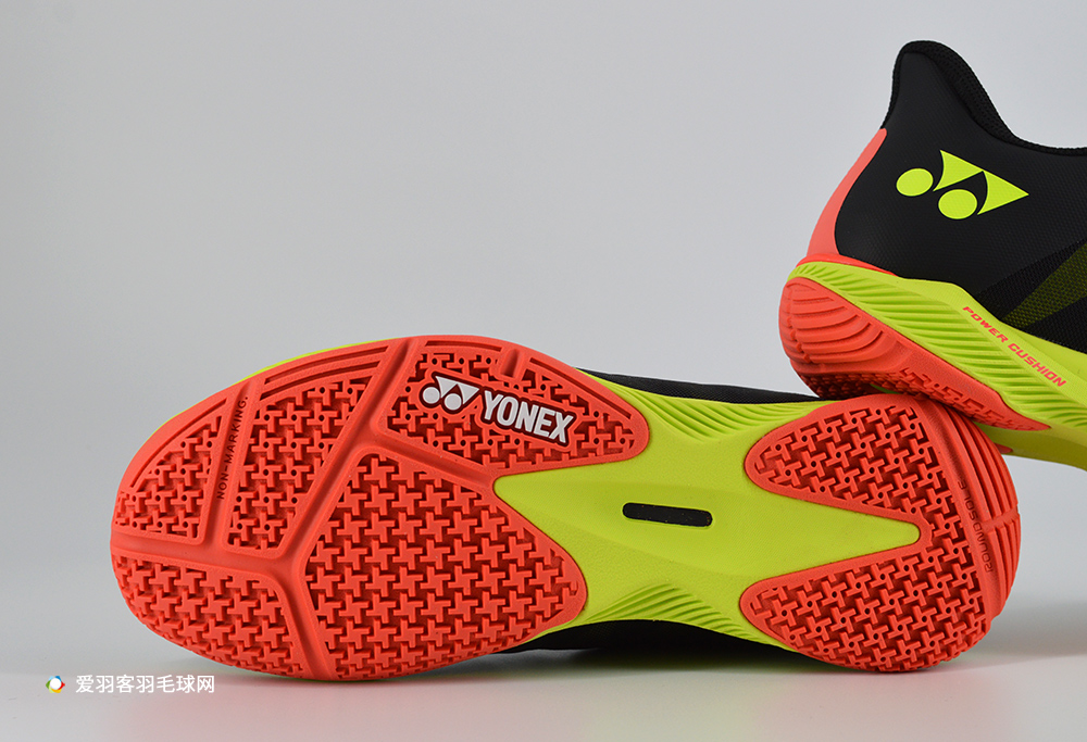 尤尼克斯羽毛球鞋林丹款17款,尤尼克斯林丹cfz二代