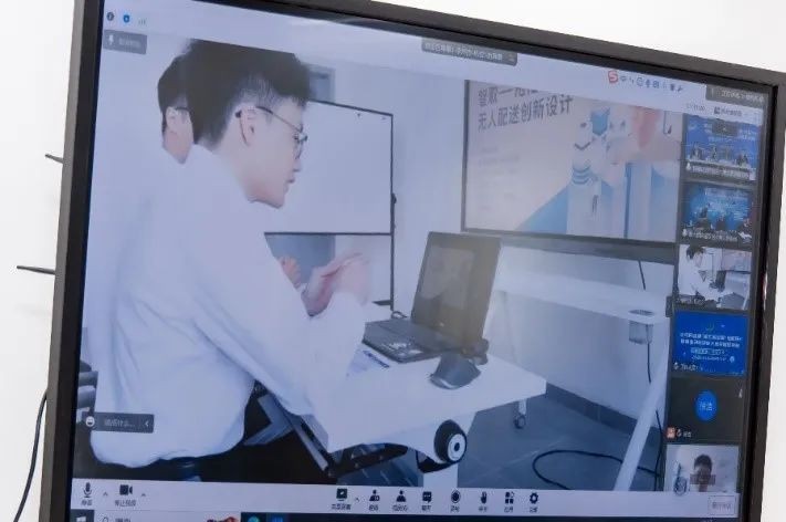 北京“硬核”本科生：手握大奖，从全国6万人中脱颖而出，登上《人民日报》