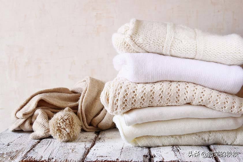 “比亲吻更软，比拥抱更暖”，冬天，怎么能少了羊绒呢？