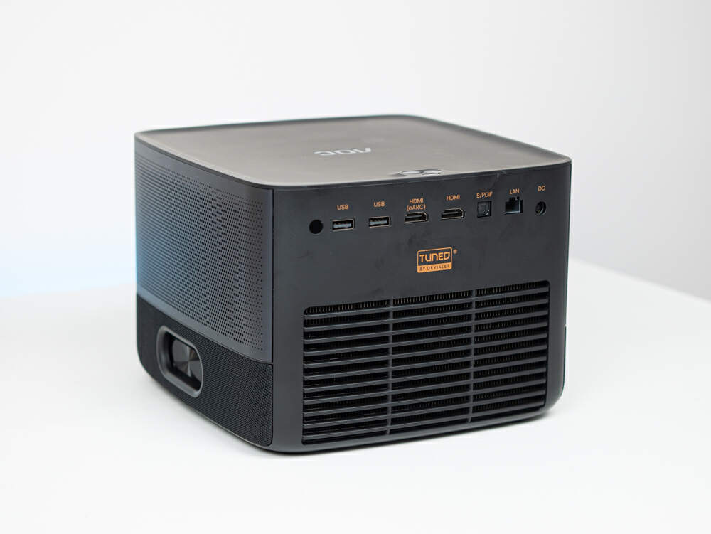 太卷了！亮度1300CVIA、帝瓦雷调音，AOCK1智能投影或成4K段爆款