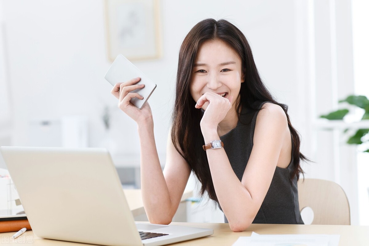 最终我还是没能战胜欲望，和他一夜缠绵了