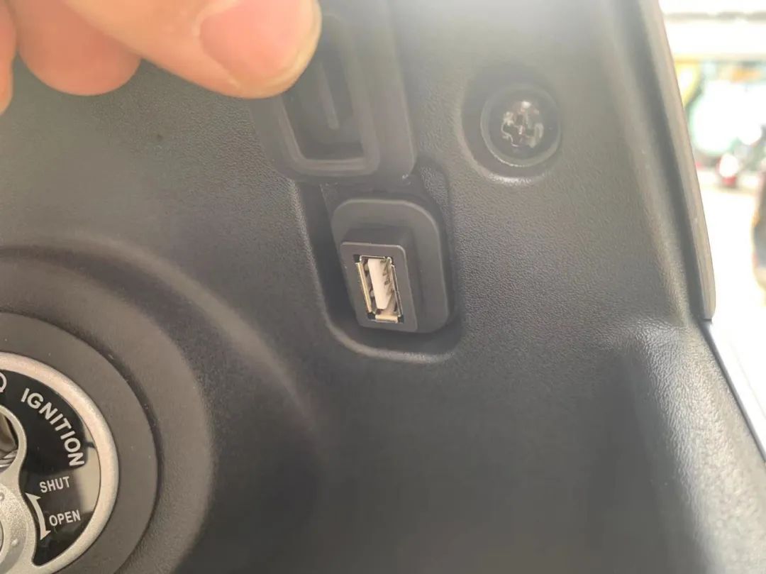 豪爵虎鲨vx125真实测评,豪爵虎鲨vx125和铃木ue125买哪个好