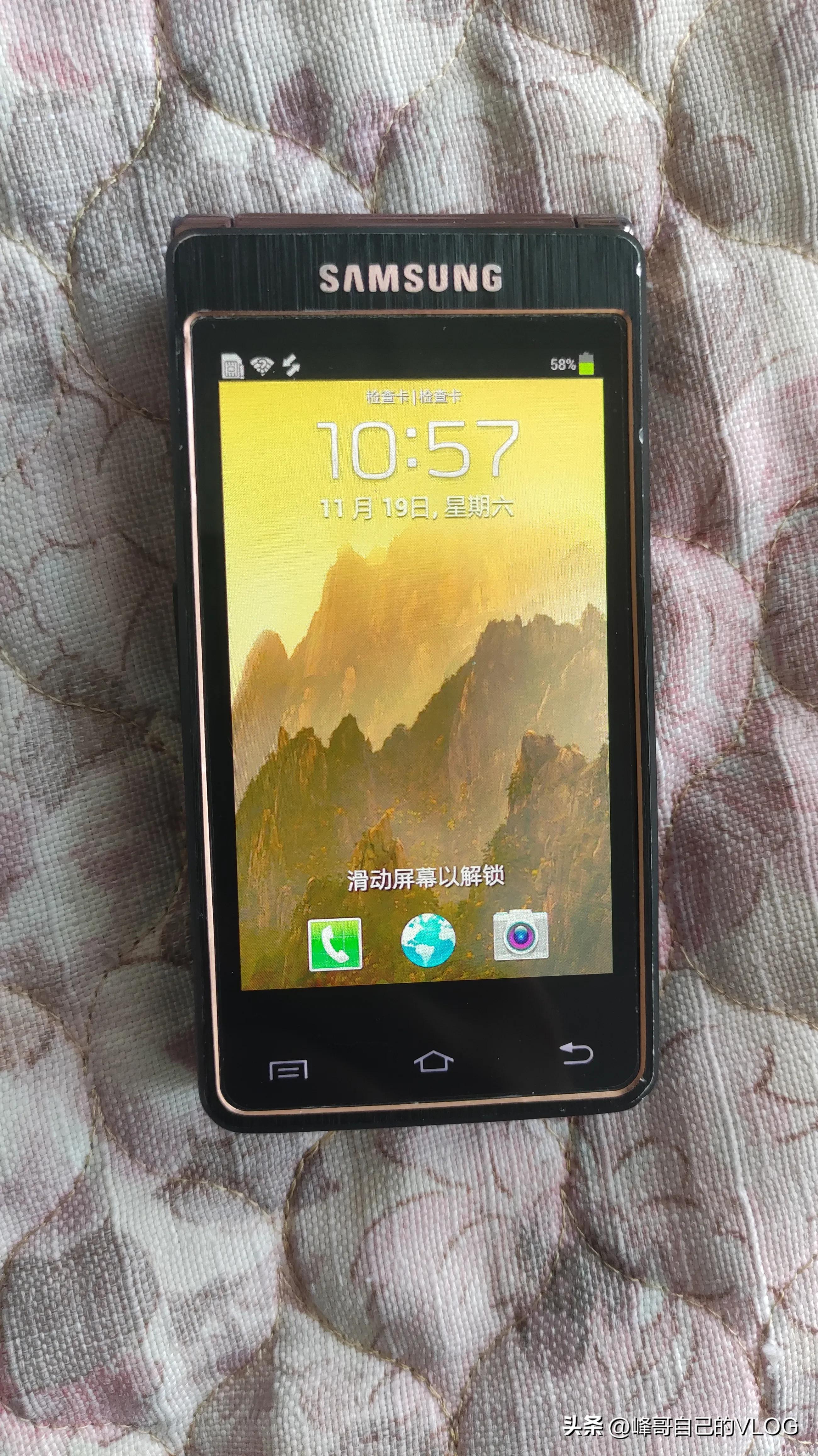 曾经万元现在千元的单反,三星手机w2013最新款