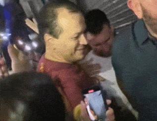 梅西慰问中国足球队,梅西国家队接受全场欢呼