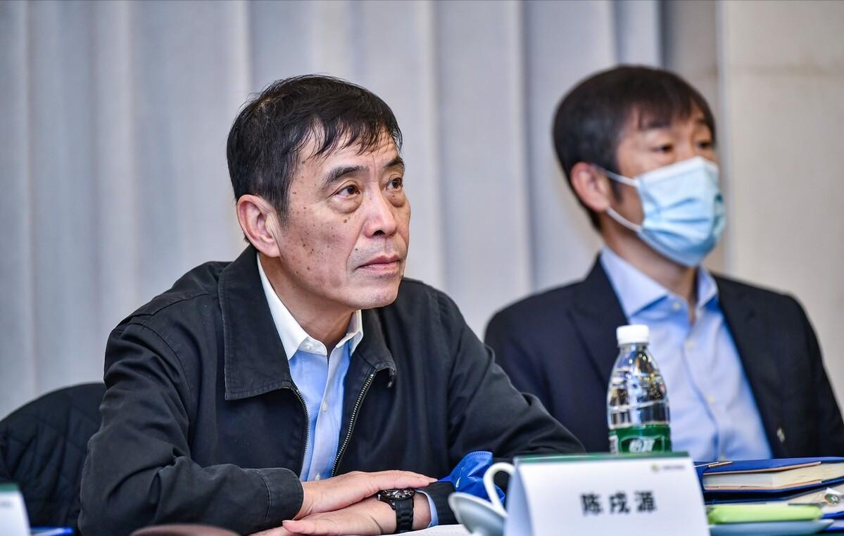 李霄鹏按照球迷要求排兵布阵董路,李霄鹏公开道歉