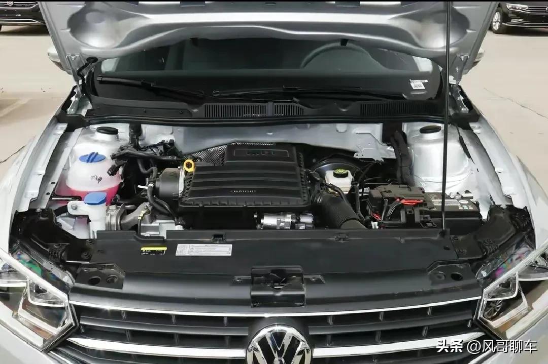 宝来传奇英朗哪款更值得买,宝来传奇1.5l对比别克英朗