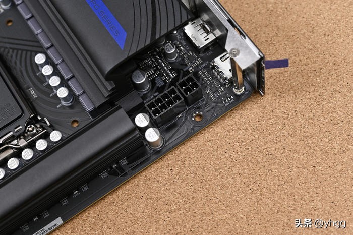 拆解华擎b760m,华擎b760m配合显卡