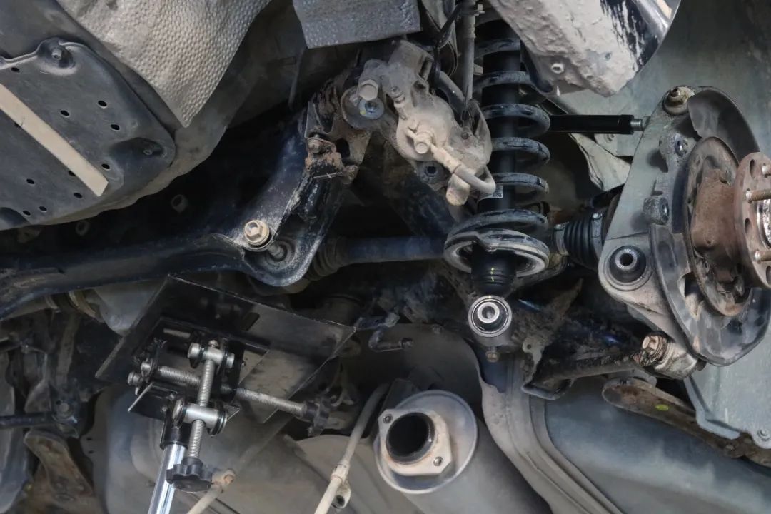 老爷子12代皇冠,12代丰田皇冠翻新改造全过程