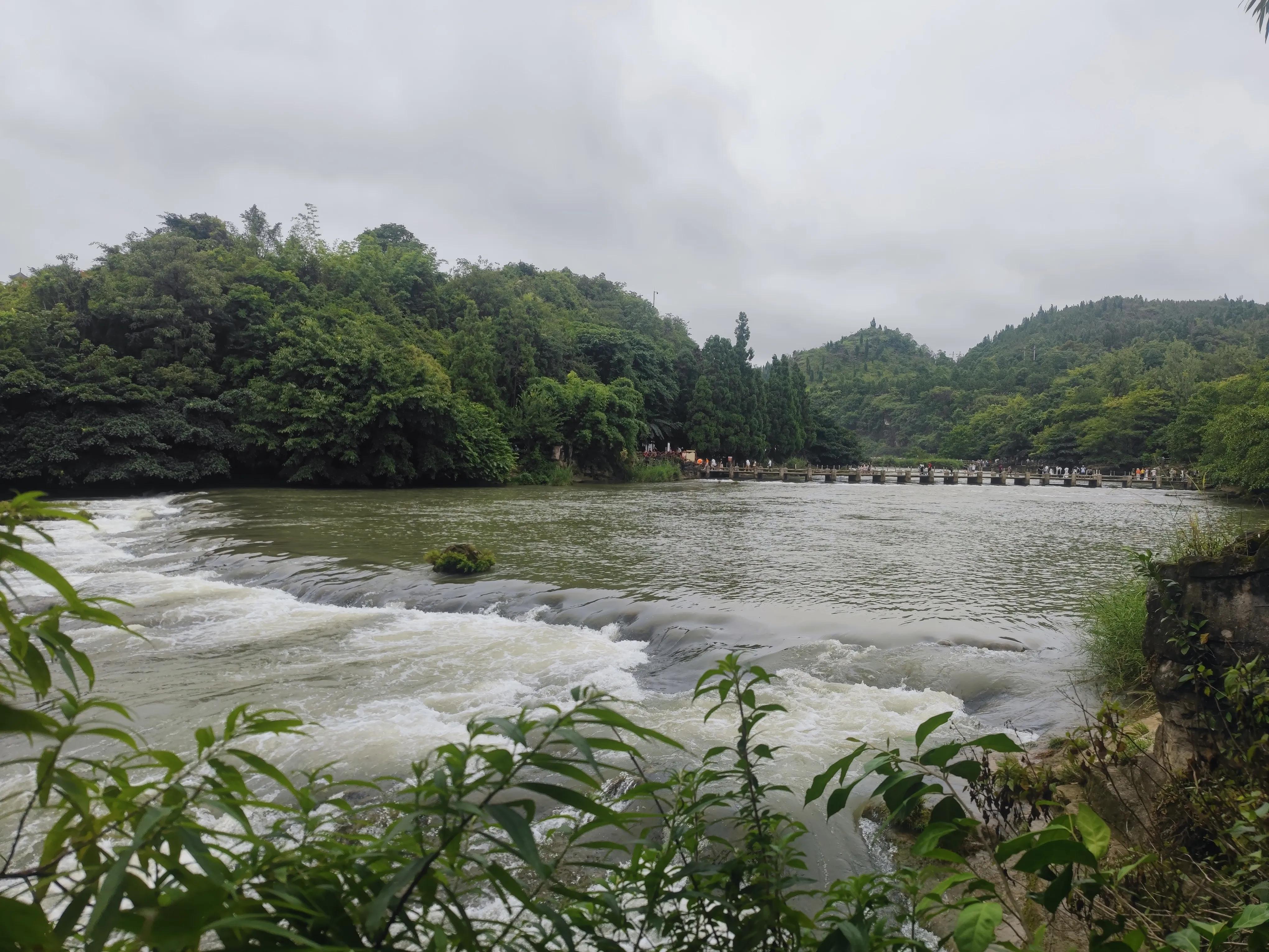 多彩贵州黄果树茅台酒,多彩贵州我的家黄果树