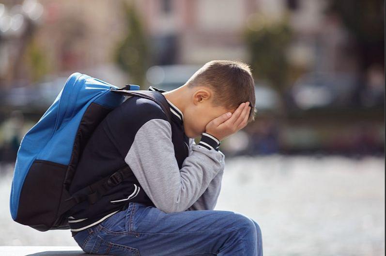 校园暴力屡禁不止还变本加厉,校园暴力社会影响