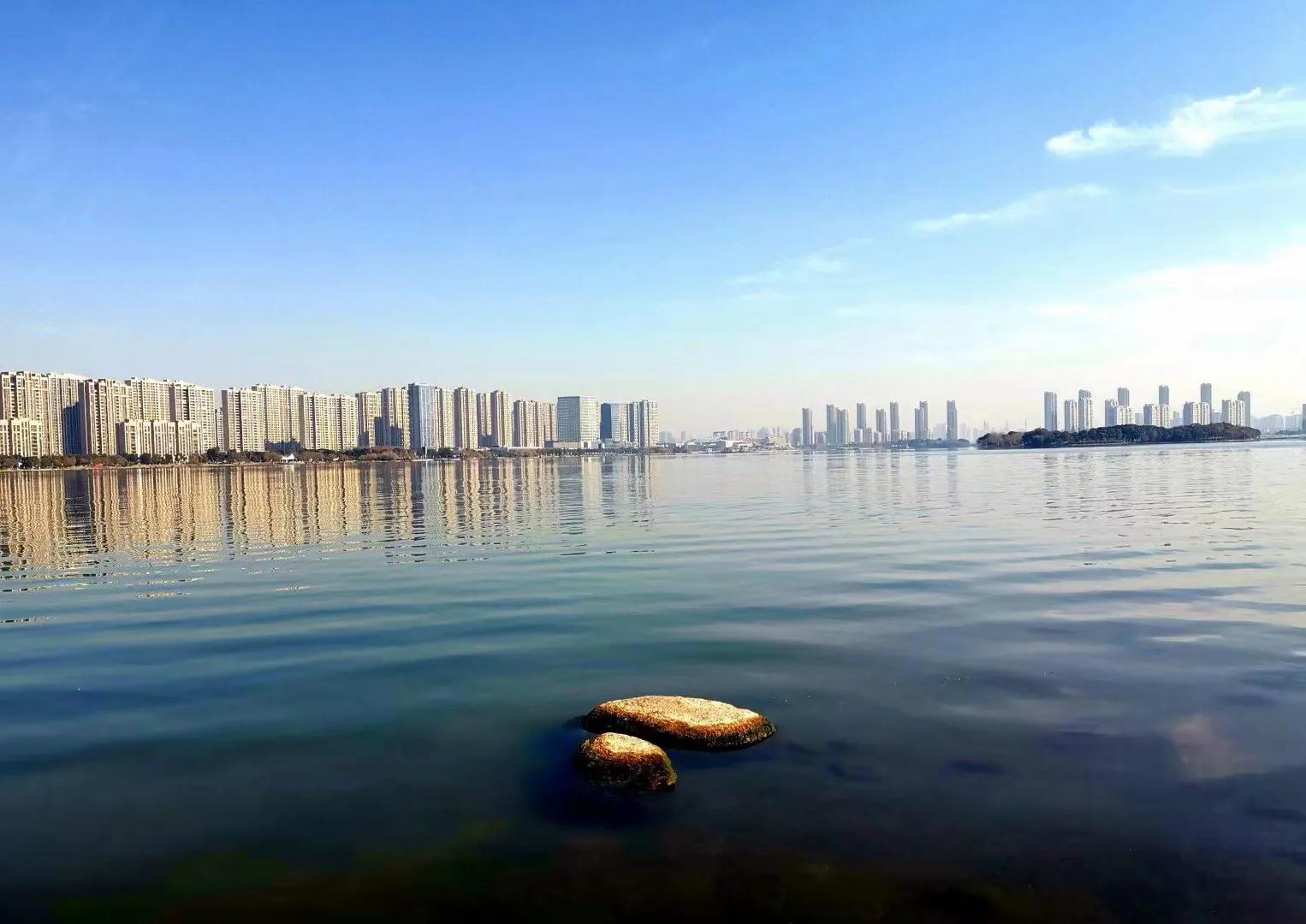 苏州尹山湖大剧院,苏州尹山湖中学