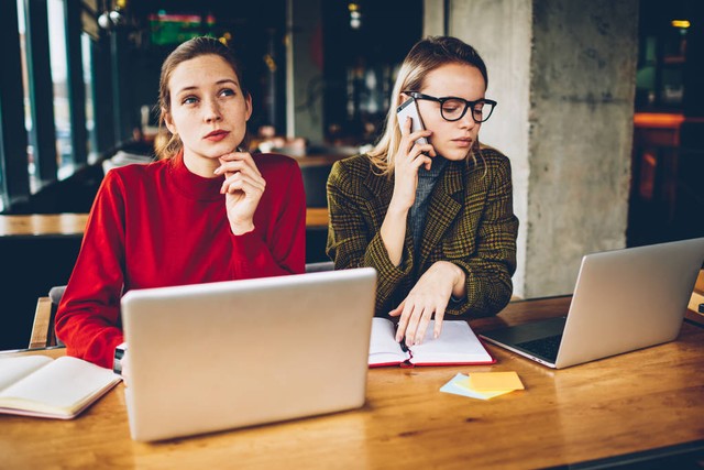 网络作家容易当吗,普通的网络作家真的没有出路吗