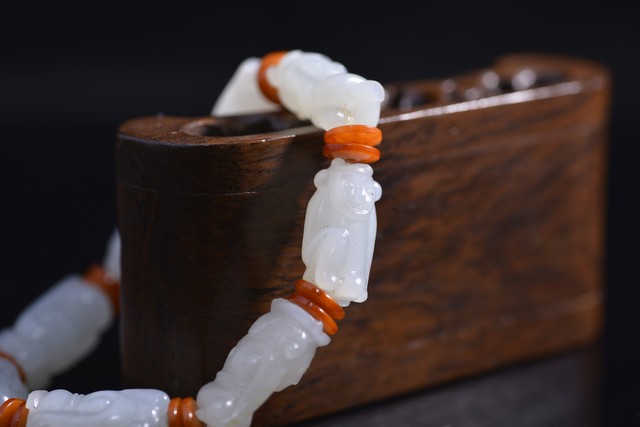 璐典汉鎵朵竴姝ヨ儨杩囦綘璧扮櫨姝ョ殑淇楄,璐典汉鎵朵竴姝ヨ儨杩囧崄骞磋矾涓冨緥