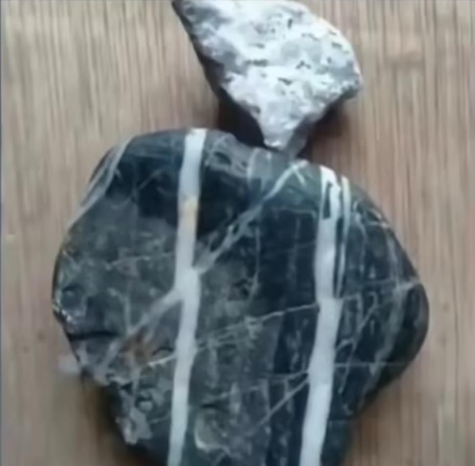 蔡徐坤粉丝破3000万直播,蔡徐坤粉丝量不降反增