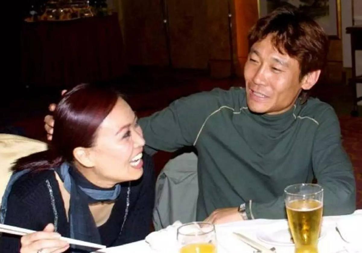 高峰那英分手,那英和高峰分手