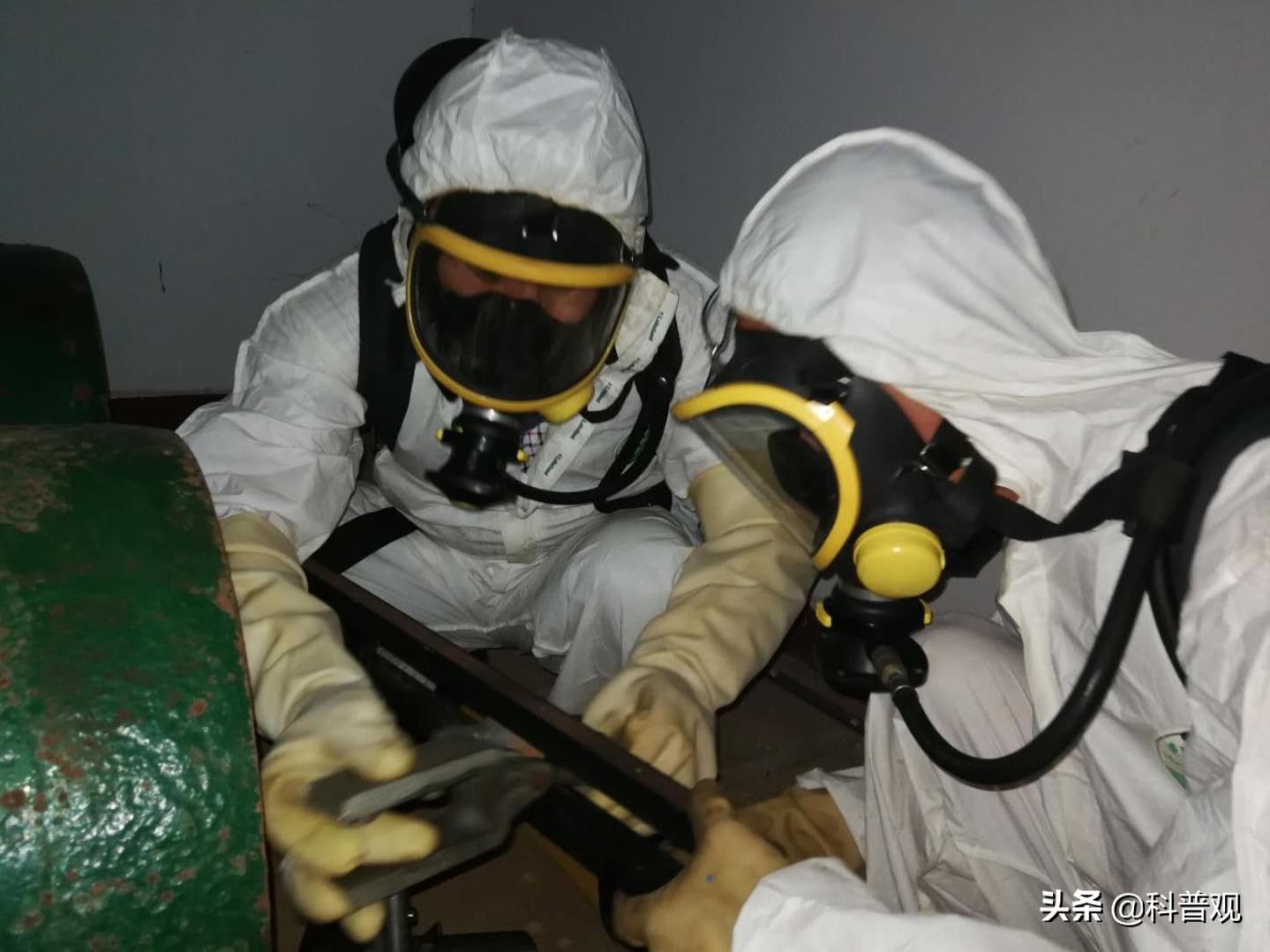 洁厕灵和洗衣液小孩中毒事件,漂白剂孩子中毒什么症状