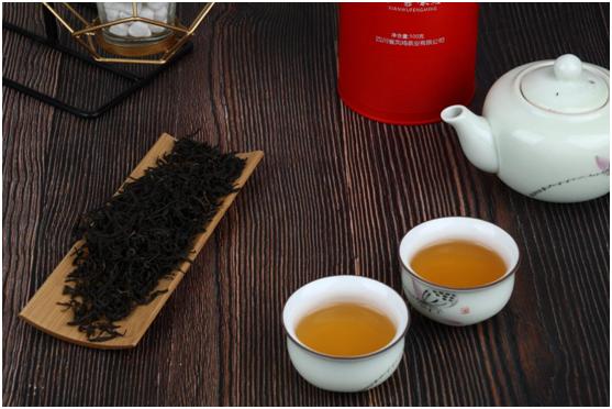 泡茶注意这些窍门让茶汤好喝100倍,泡茶为什么开始只倒一点水