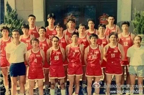 球迷谈论国足失利演讲,球迷对国足1比3的愤怒