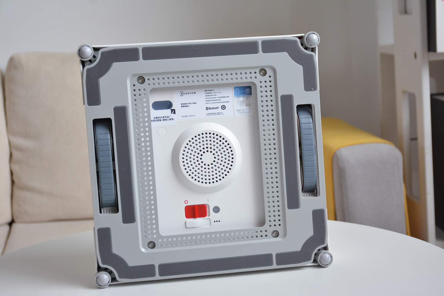 科沃斯擦窗教程,双向自动喷水擦玻璃