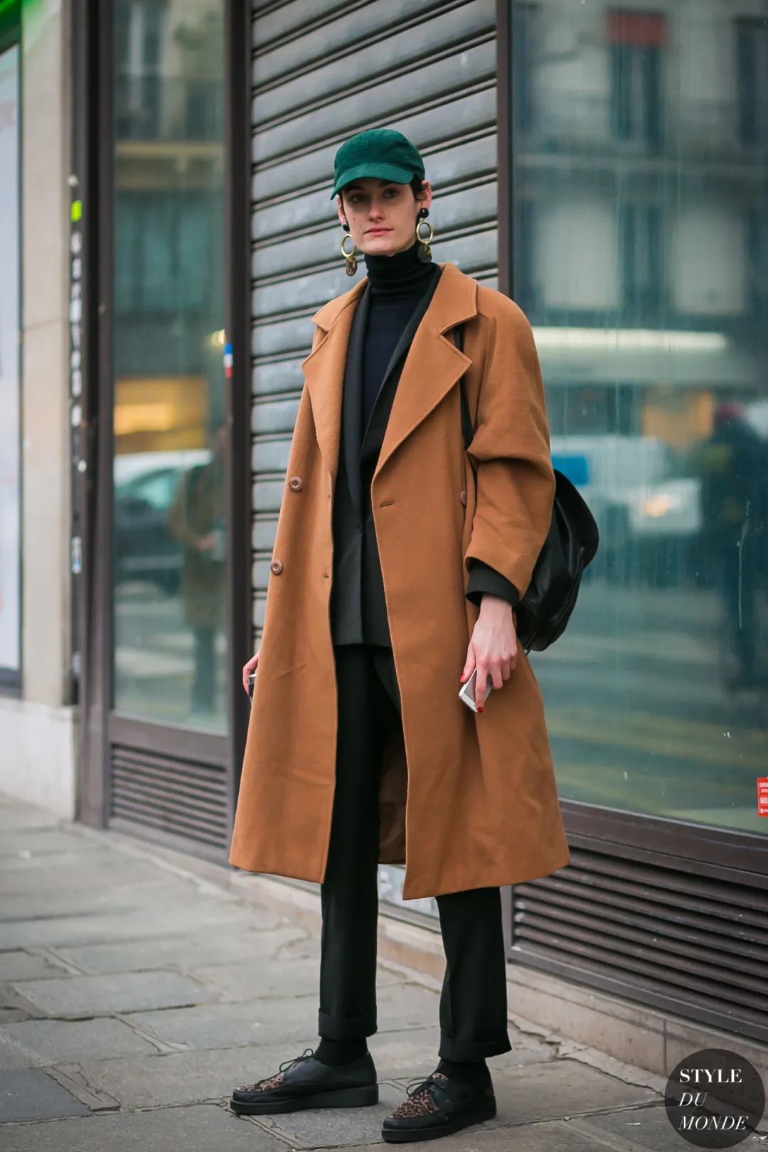 驼色连衣裙搭配的高级穿法,原来都这样穿驼色太年轻洋气了