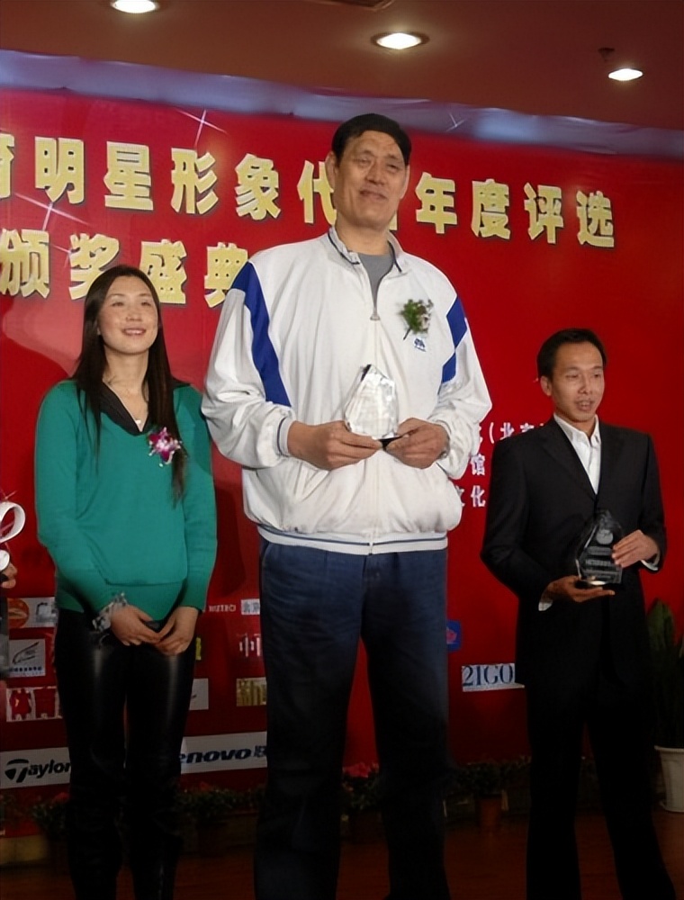 原篮球运动员穆铁柱现况,篮球名人穆铁柱身高是多少