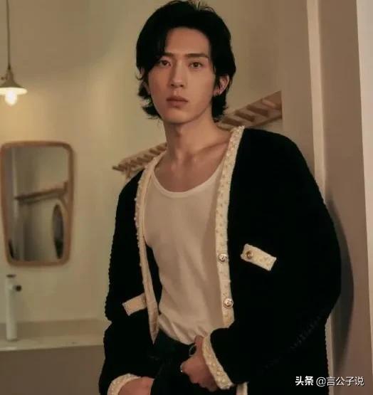 娱乐圈9位大长脸男星,近期很火的男星大长脸