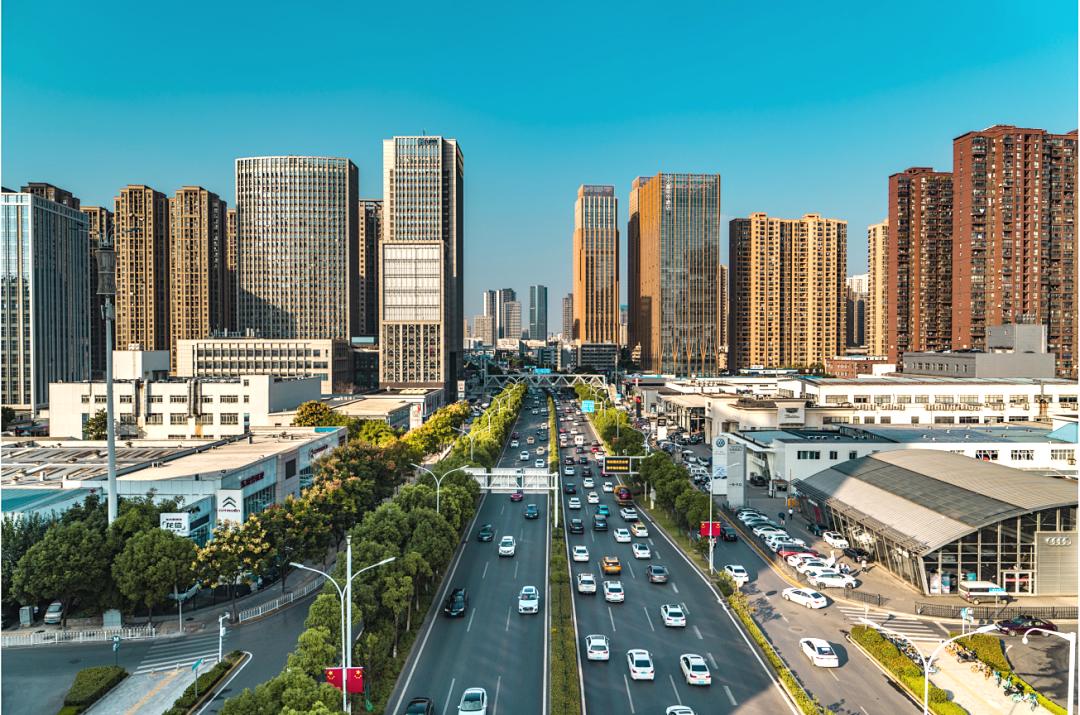 榫欓槼鐪嬮緳钁电殑鐪肩,榫欓槼婀栫湅鏃ュ嚭