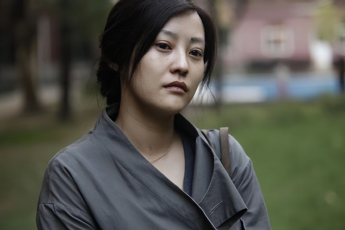 41岁的殷桃和46岁的梅婷,殷桃梅婷最好看的图片