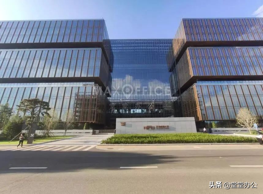 口碑好的写字楼出租市价,北京华贸写字楼租金