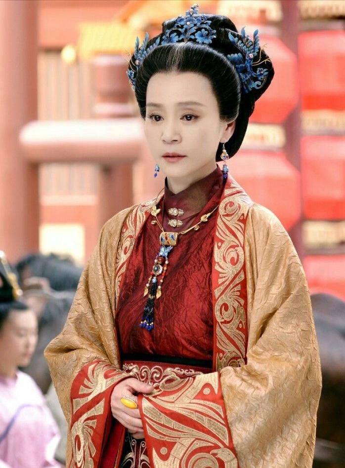 自然老去的女明星,自然老去女星对比照