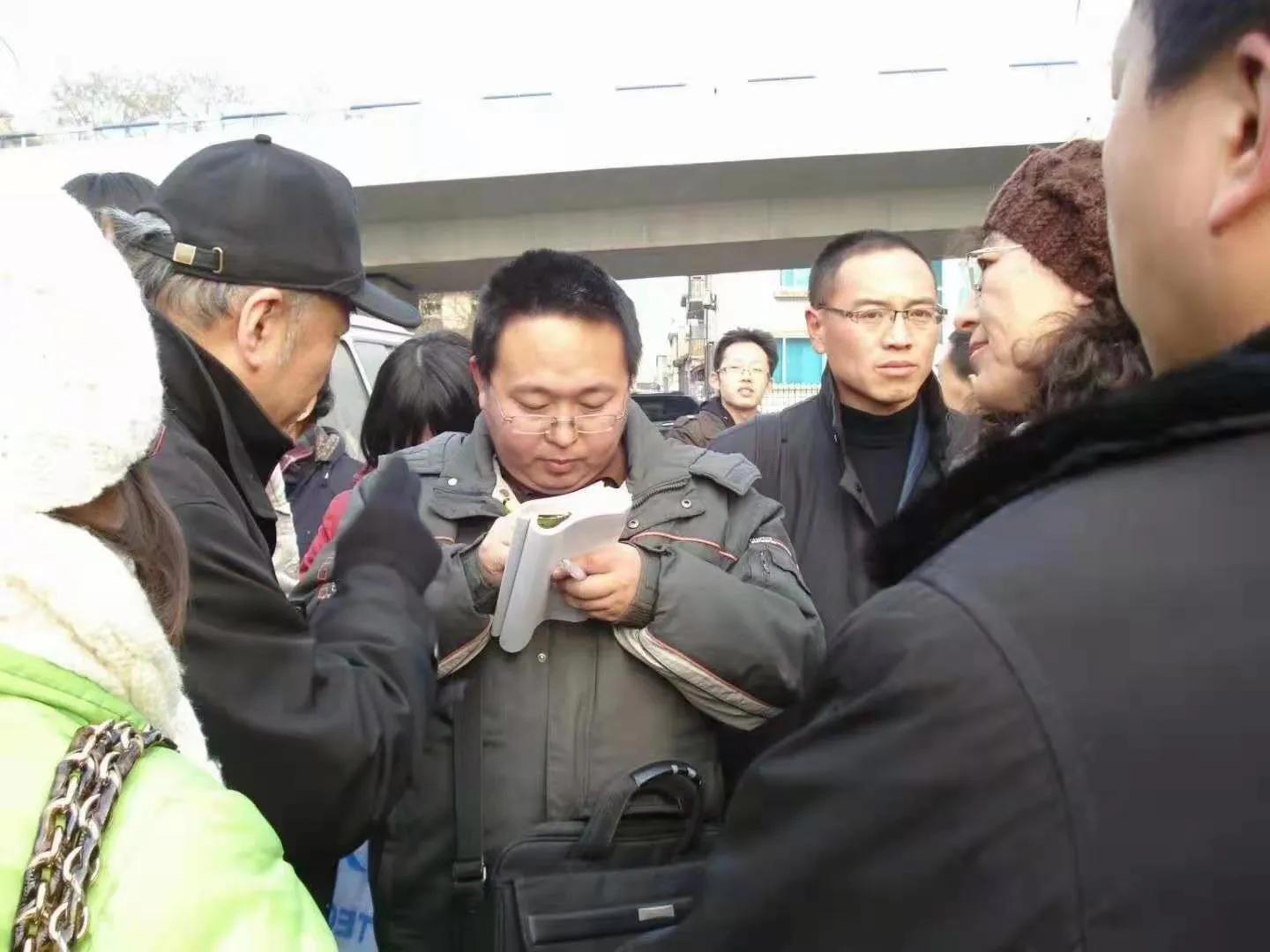 假冒伪劣与侵犯注册商标专用权,出售假冒注册商标罪自首会轻吗