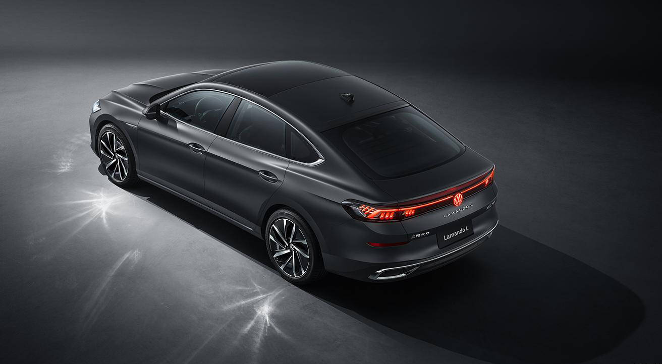 豪华的奢适宽体轿跑变豪华了上汽大众全新凌渡L正式亮相