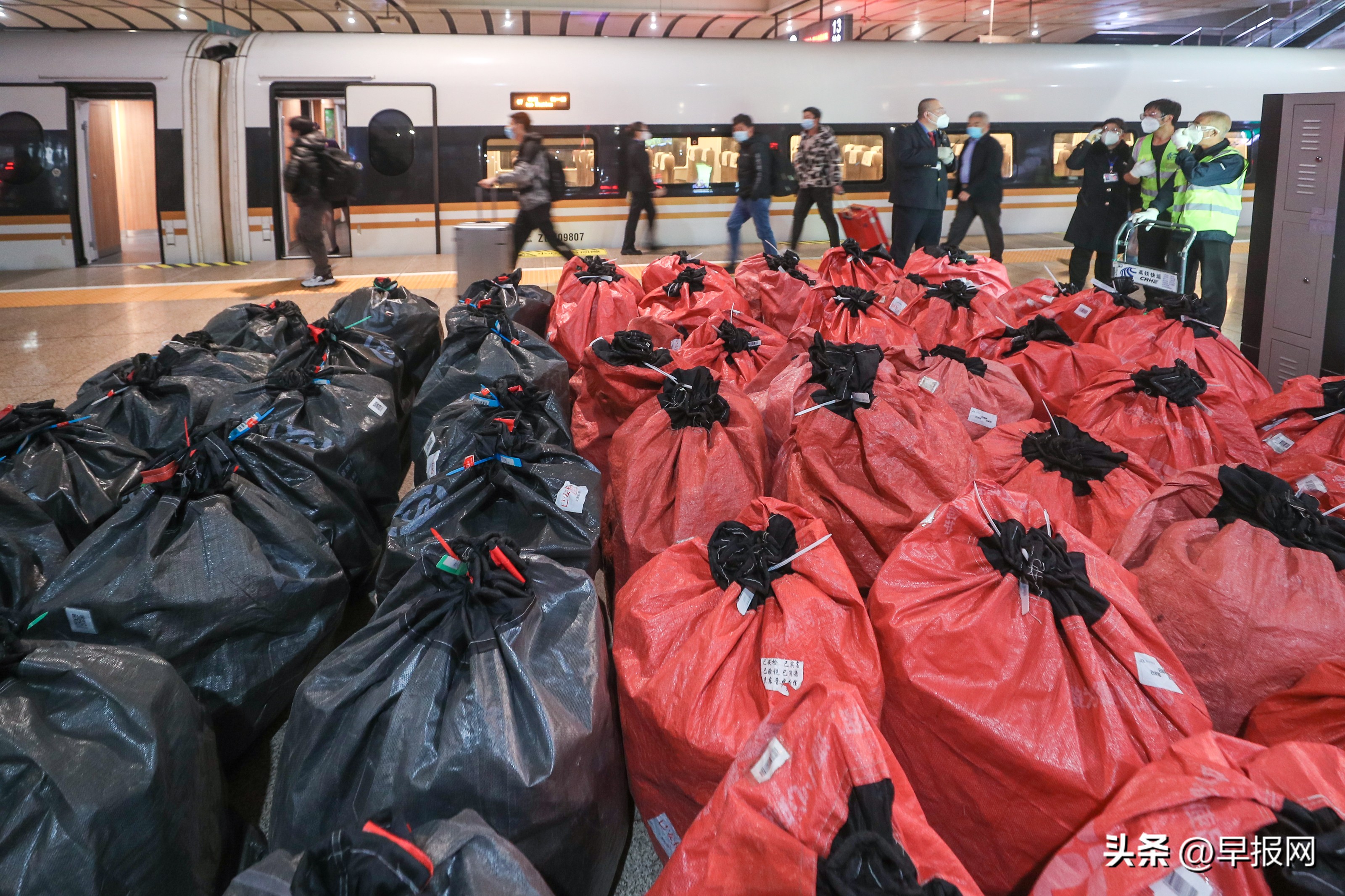 阿里巴巴双11购物节的商业模式 (双11阿里巴巴卖了多少钱)